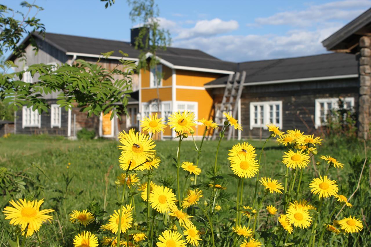 Elves Village Hotel Köngäs Exterior foto